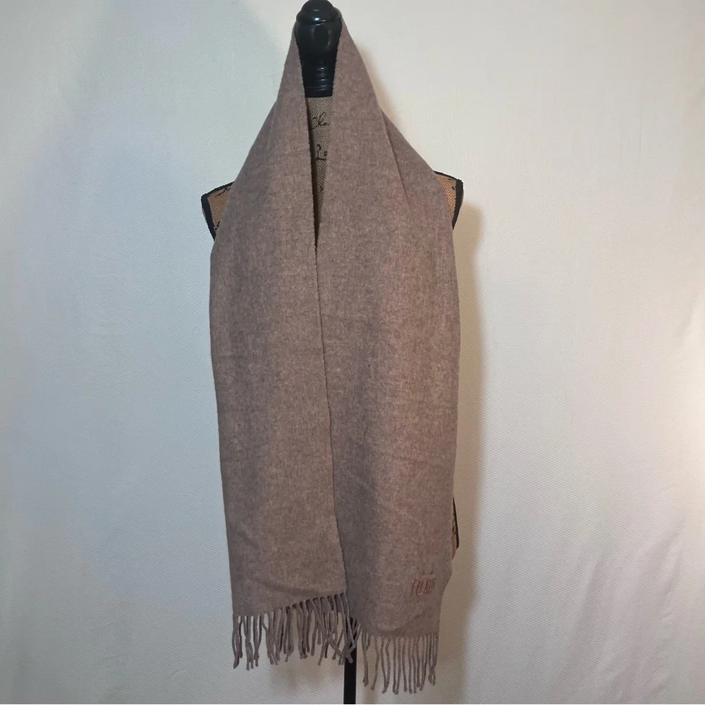 Alviero Martini 1ª Classe 100% Wool Scarf Made in Italy Beige Wrap free shipping